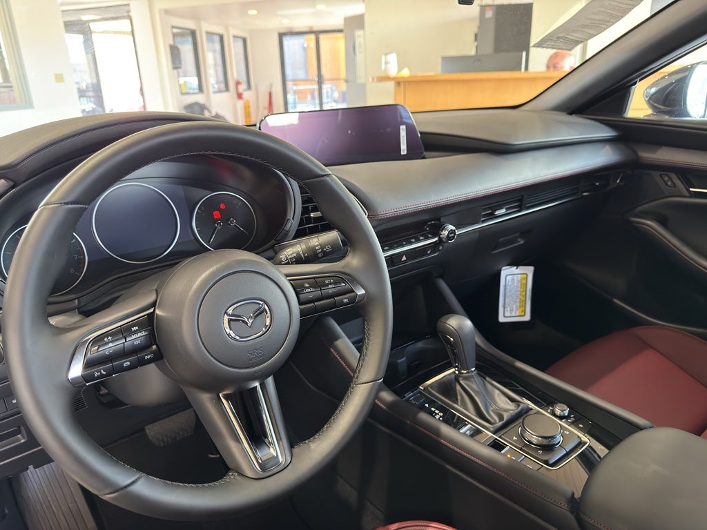2025 Mazda Mazda3 Hatchback 2.5 S Carbon Edition