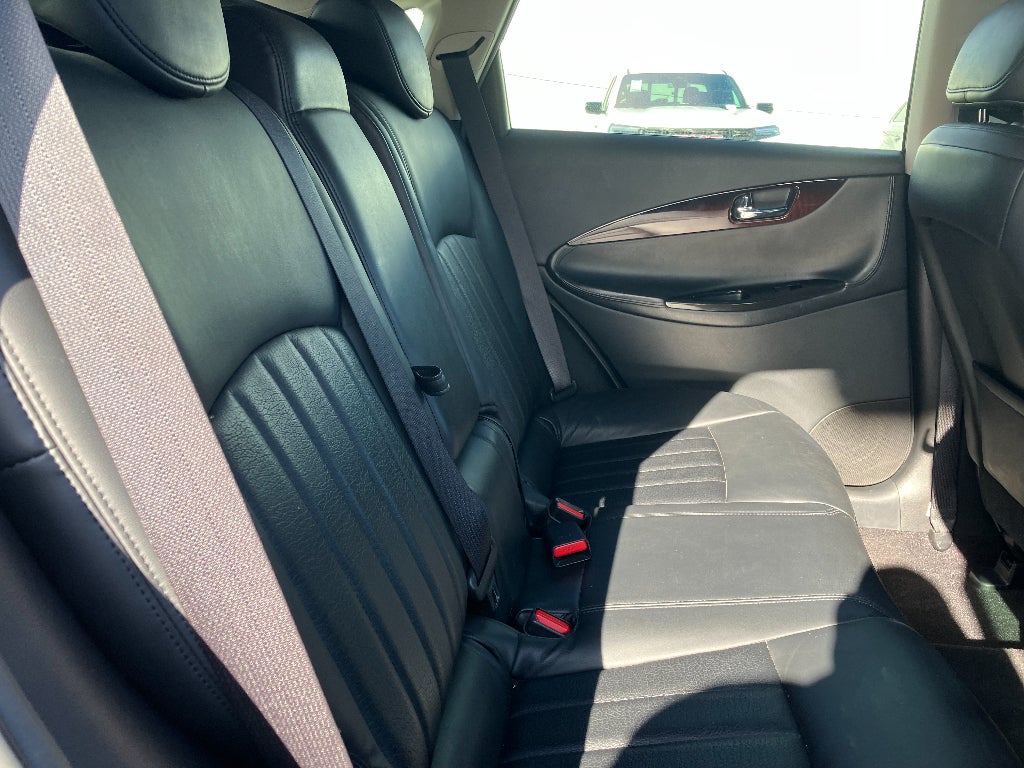 2017 INFINITI QX50 RWD