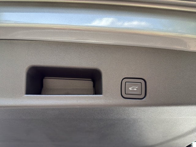 2026 GMC Acadia FWD 4dr Elevation