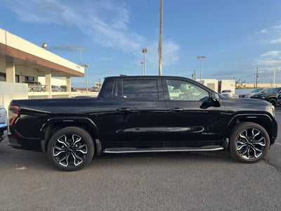 2025 GMC Sierra EV e4WD Crew Cab Max Range Denali