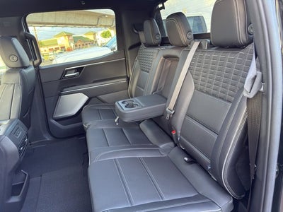 2025 GMC Sierra EV e4WD Crew Cab Max Range Denali