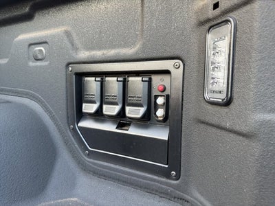 2025 GMC Sierra EV e4WD Crew Cab Max Range Denali