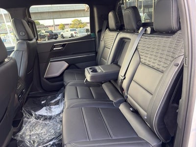 2025 GMC Sierra EV e4WD Crew Cab Max Range Denali