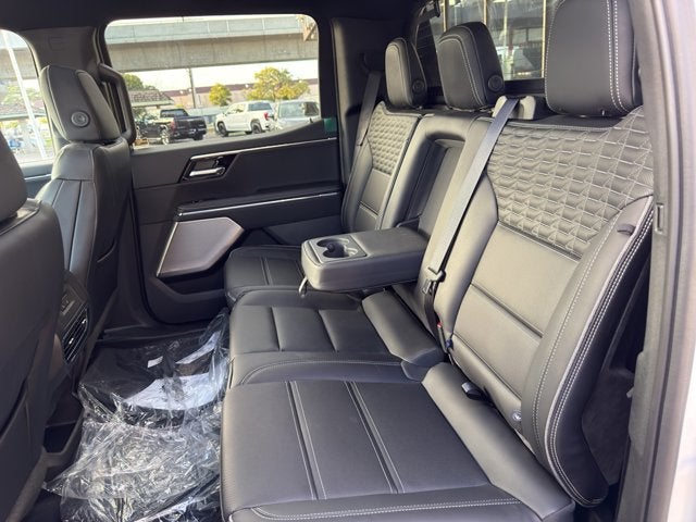 2025 GMC Sierra EV e4WD Crew Cab Max Range Denali