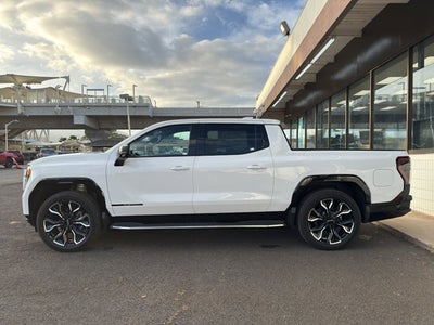 2025 GMC Sierra EV e4WD Crew Cab Max Range Denali