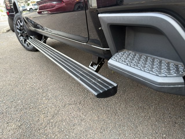 2026 GMC Sierra 2500HD 4WD Crew Cab 159" Denali