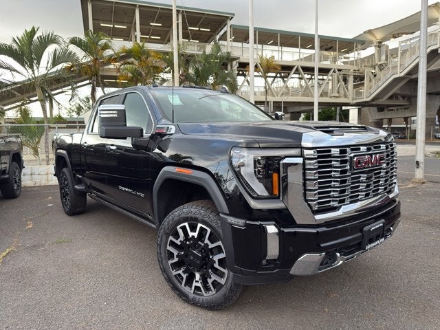 2026 GMC Sierra 2500HD 4WD Crew Cab 159" Denali