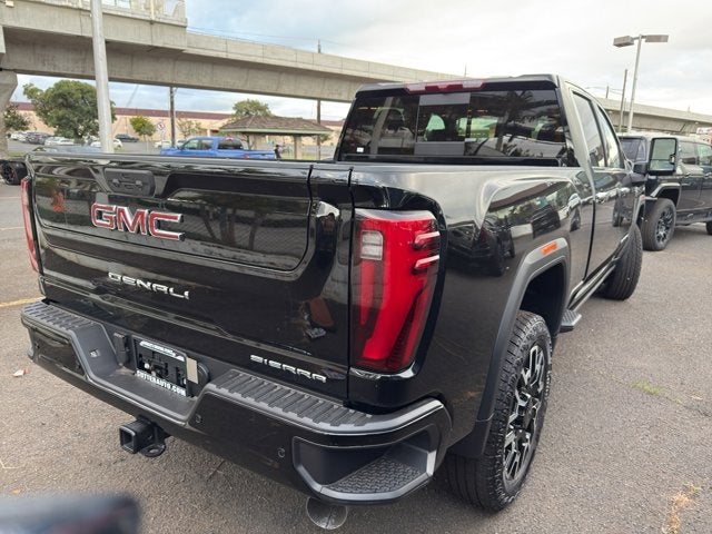 2026 GMC Sierra 2500HD 4WD Crew Cab 159" Denali