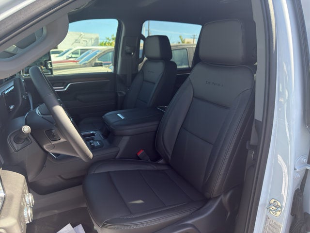 2026 GMC Sierra 2500HD 4WD Crew Cab 159" Denali