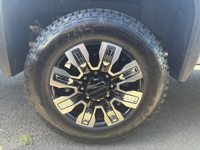 2026 GMC Sierra 2500HD 4WD Crew Cab 159" Denali