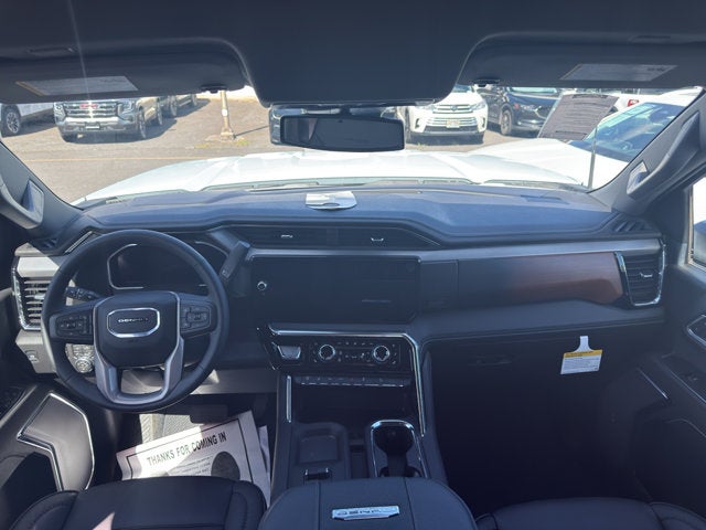 2026 GMC Sierra 2500HD 4WD Crew Cab 159" Denali