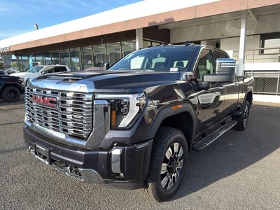 2026 GMC Sierra 2500HD 4WD Crew Cab 159" Denali