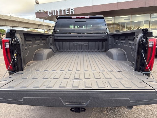 2026 GMC Sierra 2500HD 4WD Crew Cab 159" Denali