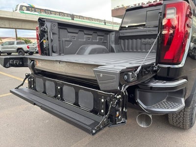 2026 GMC Sierra 2500HD 4WD Crew Cab 159" Denali