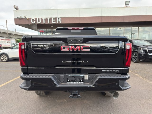 2026 GMC Sierra 2500HD 4WD Crew Cab 159" Denali