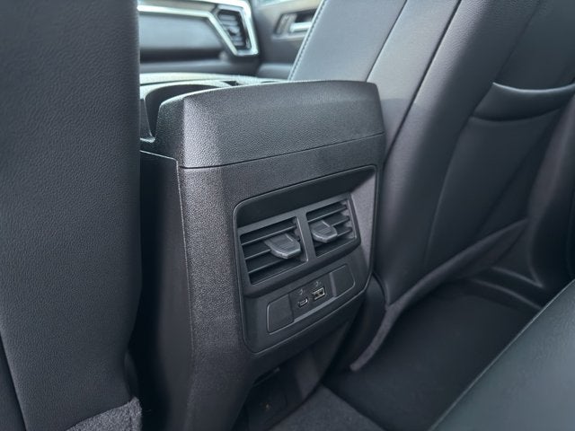 2026 GMC Canyon 2WD Crew Cab Elevation