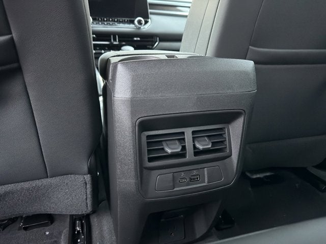 2026 GMC Canyon 2WD Crew Cab Elevation