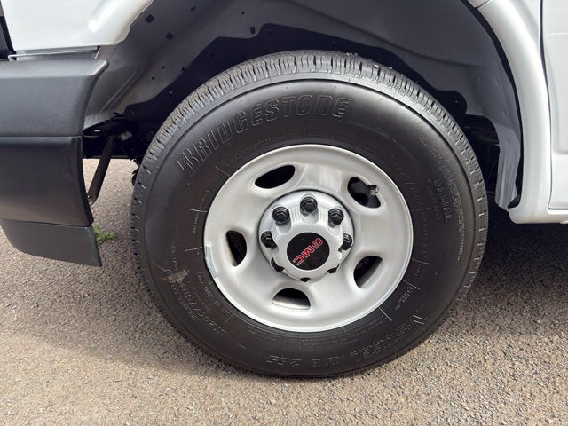 2026 GMC Savana Cargo Van RWD 2500 135"