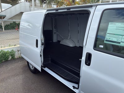 2026 GMC Savana Cargo Van RWD 2500 135"