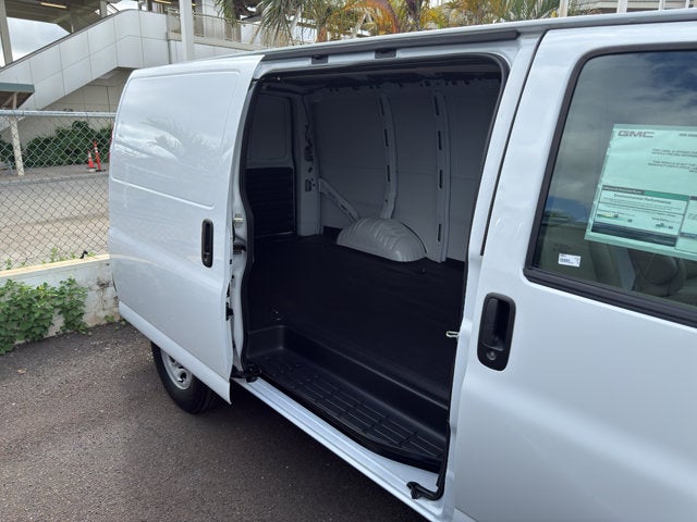 2026 GMC Savana Cargo Van RWD 2500 135"