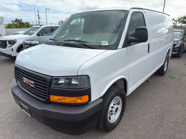 2026 GMC Savana Cargo Van RWD 2500 135"
