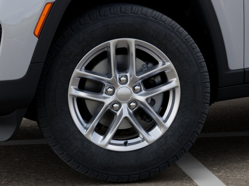 2026 Jeep Grand Cherokee GRAND CHEROKEE LAREDO X 4X2