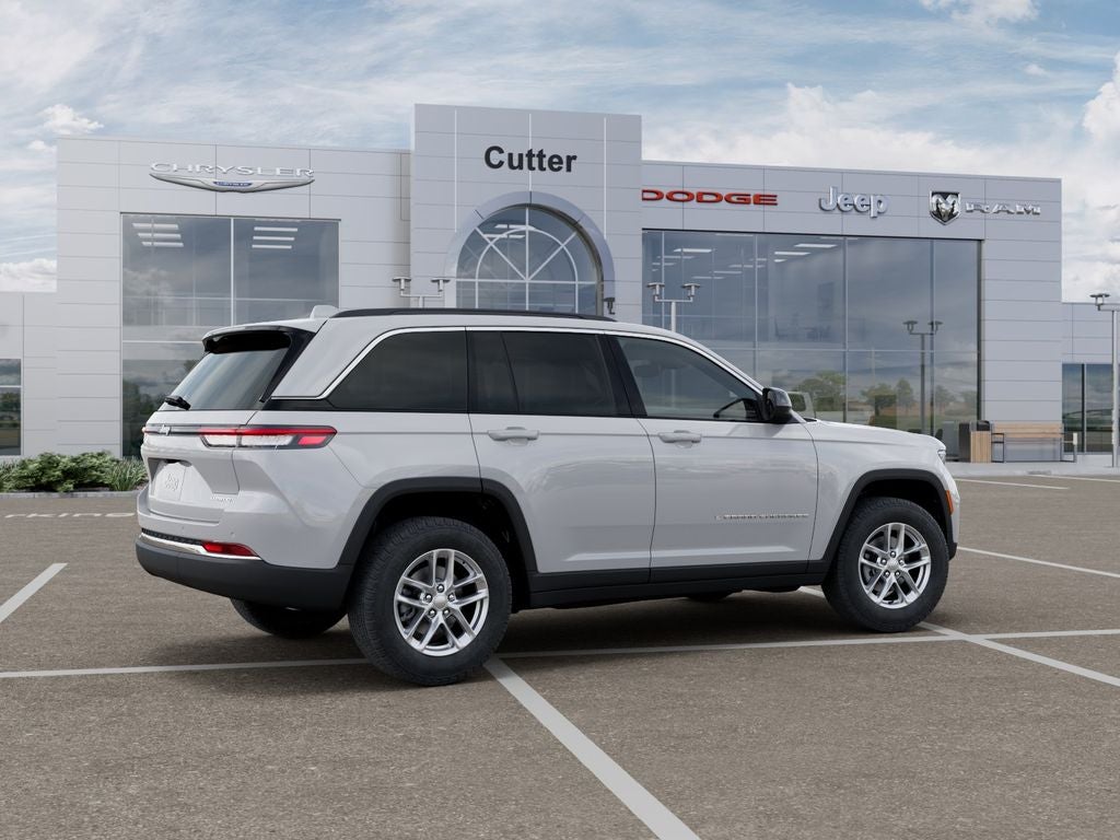 2026 Jeep Grand Cherokee GRAND CHEROKEE LAREDO 4X2