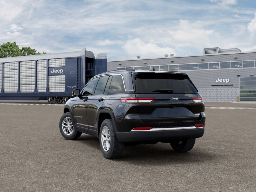 2026 Jeep Grand Cherokee GRAND CHEROKEE LAREDO 4X2