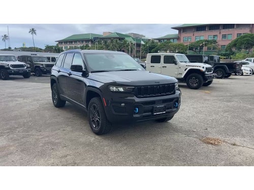 2025 Jeep Grand Cherokee 4xe Trailhawk