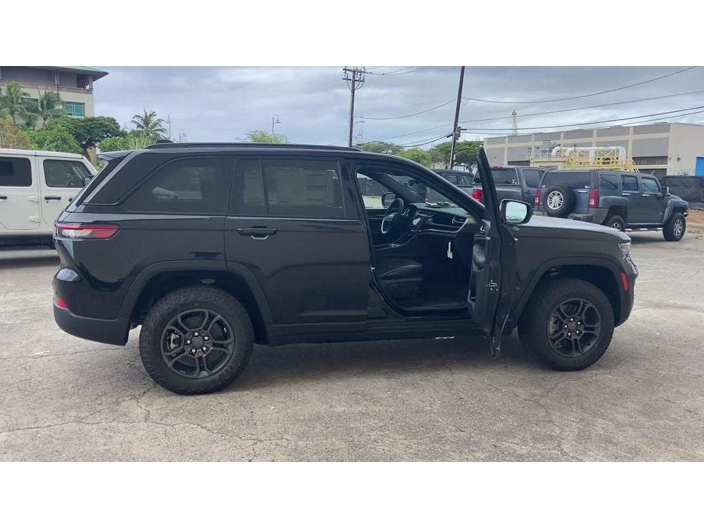 2025 Jeep Grand Cherokee 4xe Trailhawk