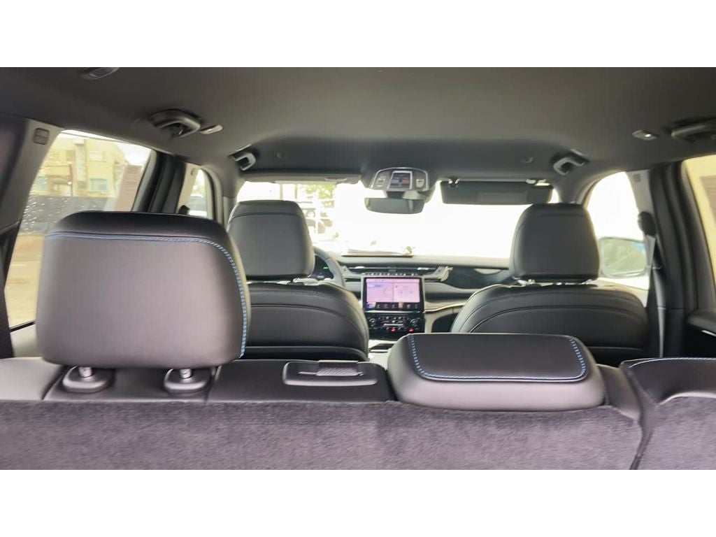 2025 Jeep Grand Cherokee 4xe Trailhawk