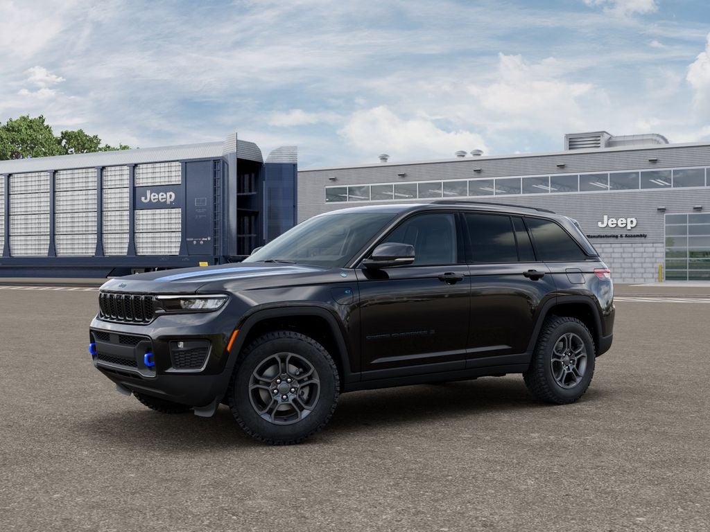 2025 Jeep Grand Cherokee 4xe Trailhawk