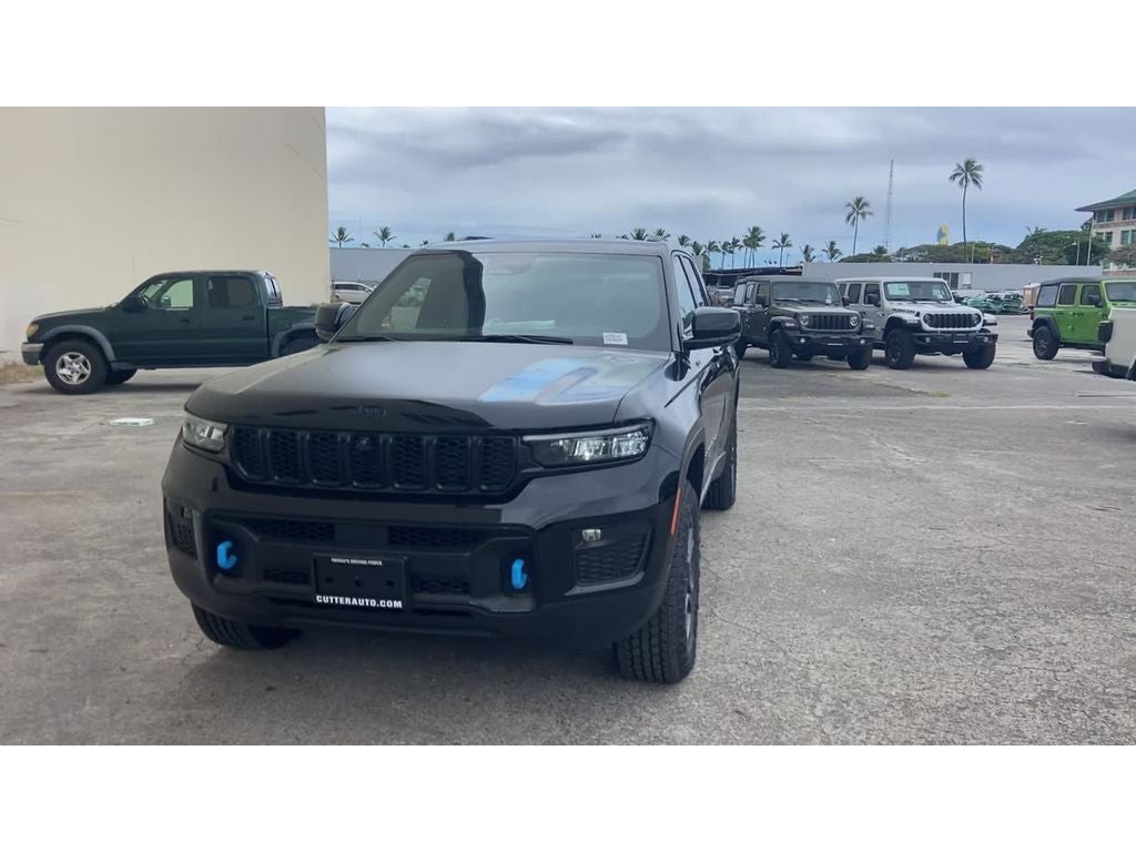 2025 Jeep Grand Cherokee 4xe Trailhawk