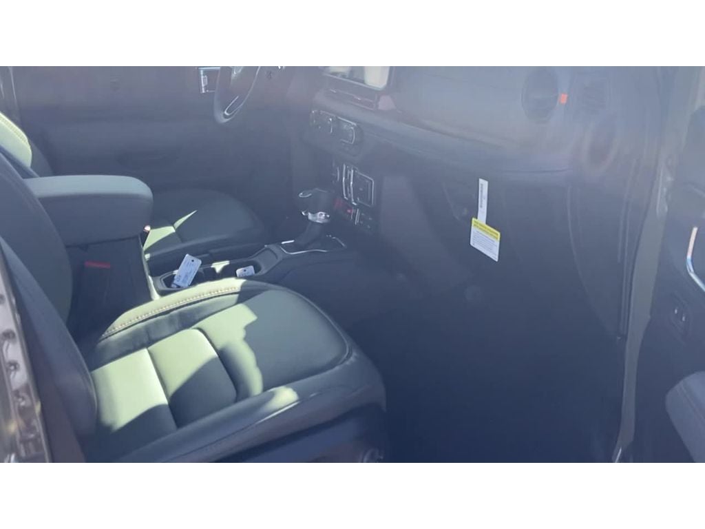 2026 Jeep Gladiator GLADIATOR MOJAVE X 4X4