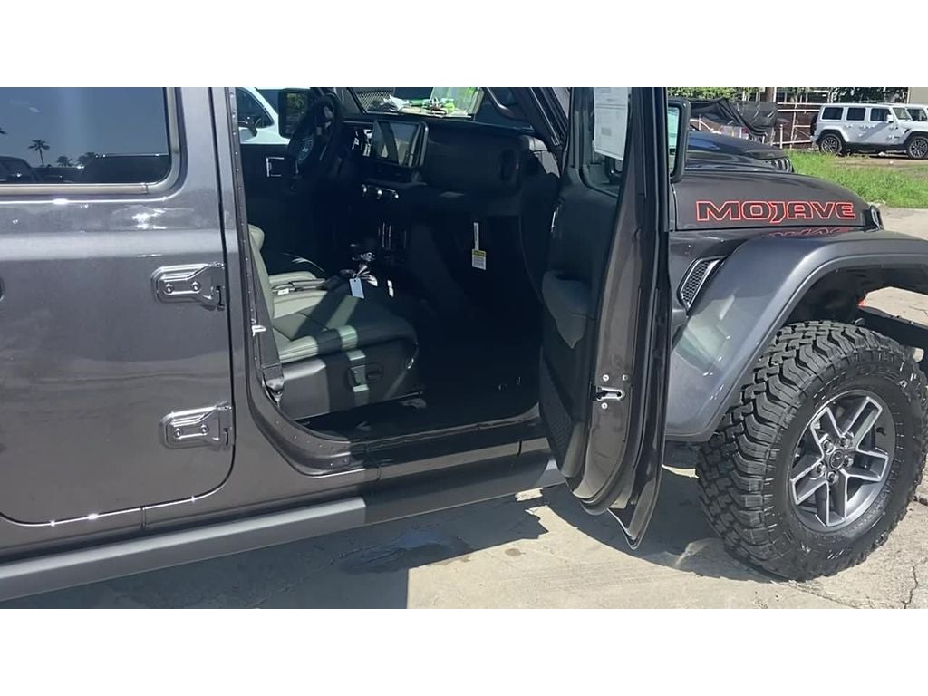 2026 Jeep Gladiator GLADIATOR MOJAVE X 4X4
