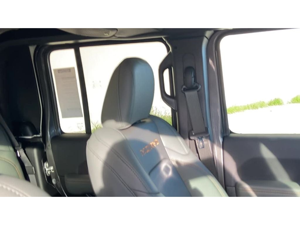 2026 Jeep Gladiator GLADIATOR MOJAVE X 4X4