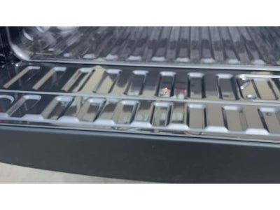 2026 RAM Ram 1500 RAM 1500 LARAMIE CREW CAB 4X2 5'7' BOX