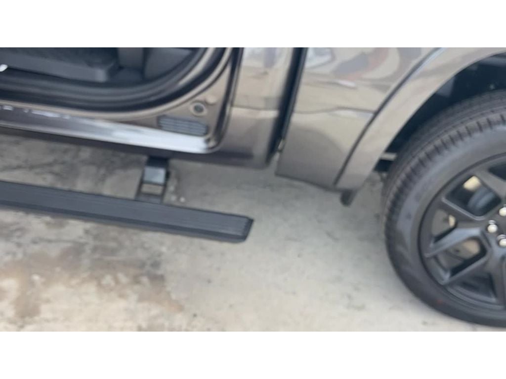 2026 RAM Ram 1500 RAM 1500 LARAMIE CREW CAB 4X2 5'7' BOX