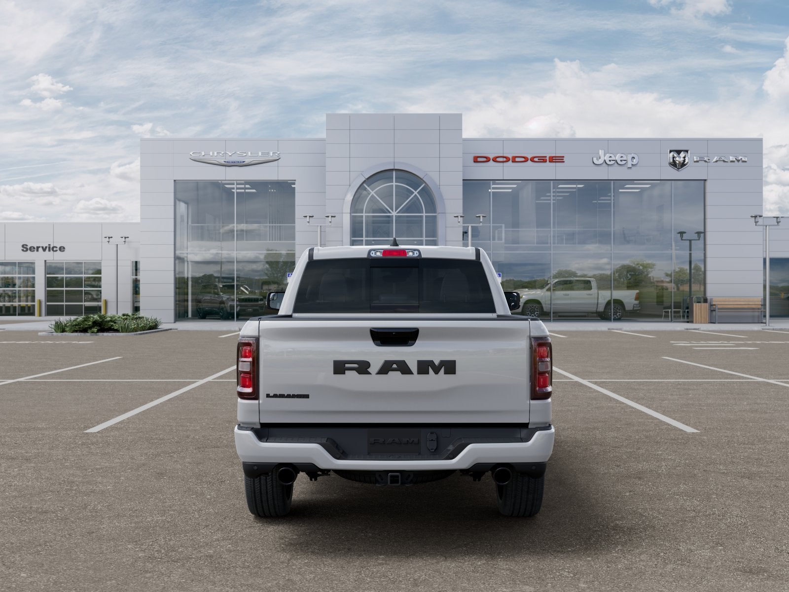 2026 RAM Ram 1500 RAM 1500 LARAMIE CREW CAB 4X2 5'7' BOX