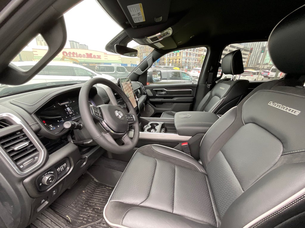 2026 RAM Ram 1500 RAM 1500 LARAMIE CREW CAB 4X2 5'7' BOX