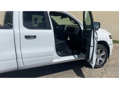 2026 RAM Ram 1500 RAM 1500 EXPRESS QUAD CAB 4X2 6'4' BOX