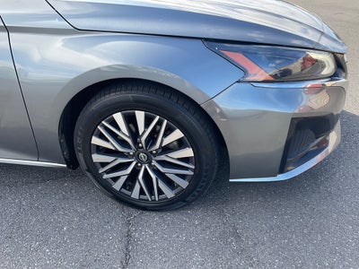 2023 Nissan Altima SV FWD