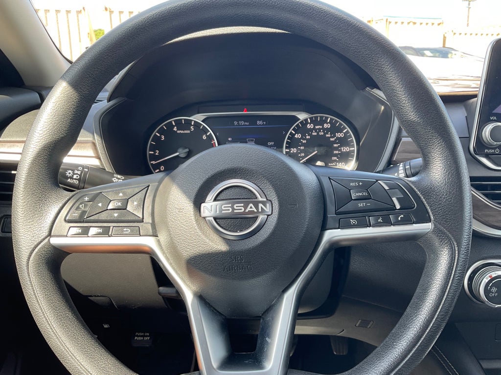 2023 Nissan Altima SV FWD