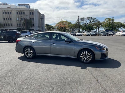 2023 Nissan Altima SV FWD