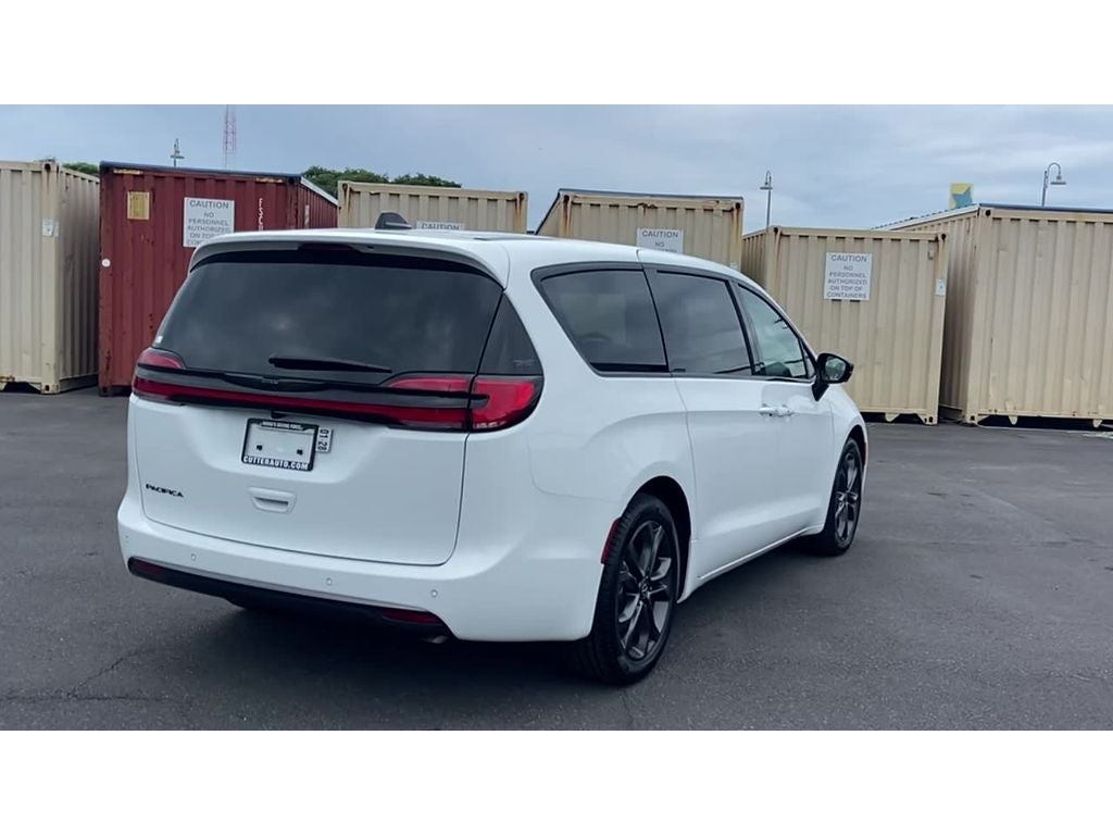 2026 Chrysler Pacifica PACIFICA SELECT