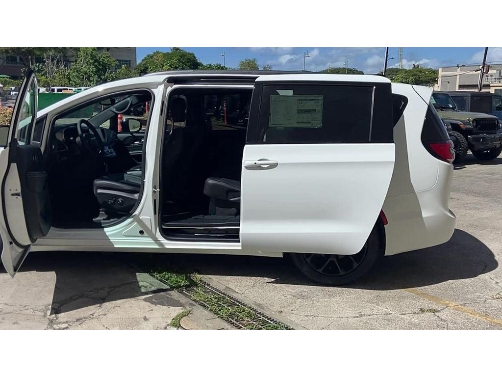 2026 Chrysler Pacifica PACIFICA SELECT
