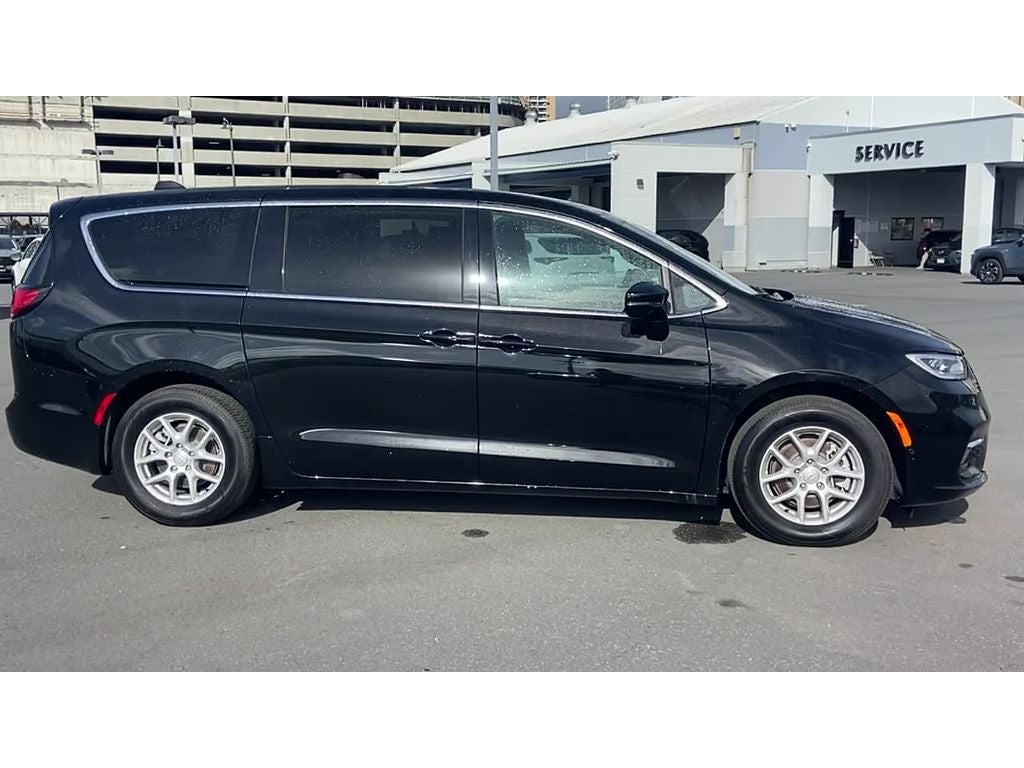 2026 Chrysler Pacifica PACIFICA SELECT