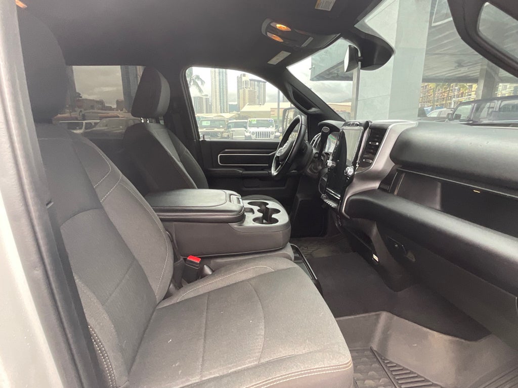 2024 RAM 3500 Big Horn Crew Cab 4x4 6'4' Box