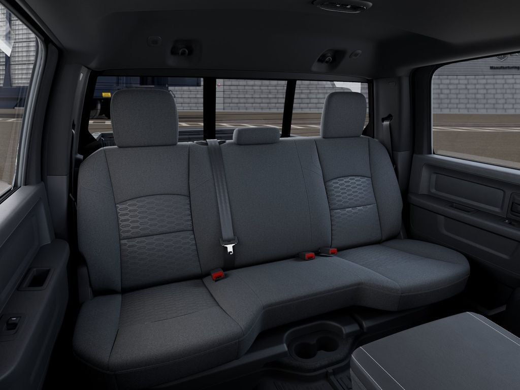 2026 RAM Ram 2500 RAM 2500 BLACK EXPRESS CREW CAB 4X4 6'4' BOX