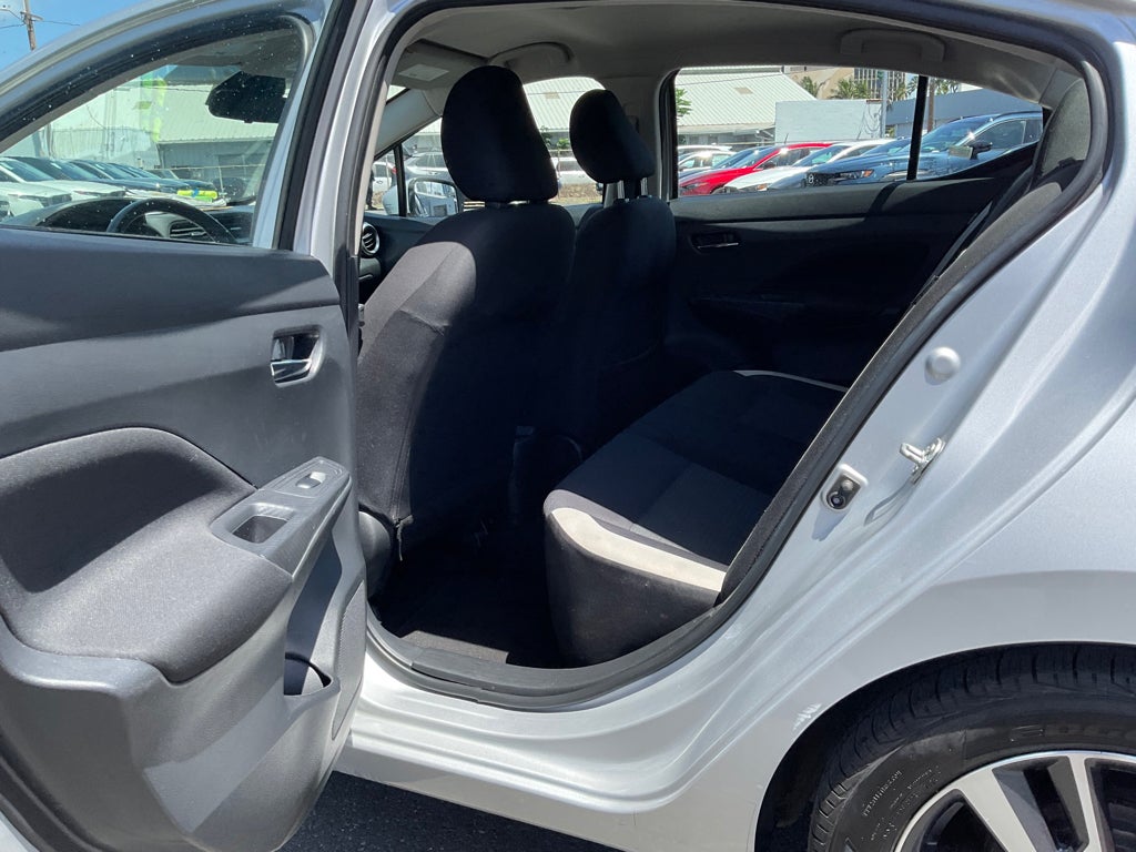 2021 Nissan Versa SV Xtronic CVT